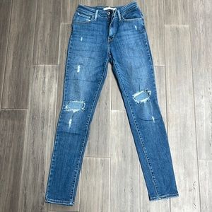 Women’s LEVI’S jeans 721 High Rise Skinny size 26